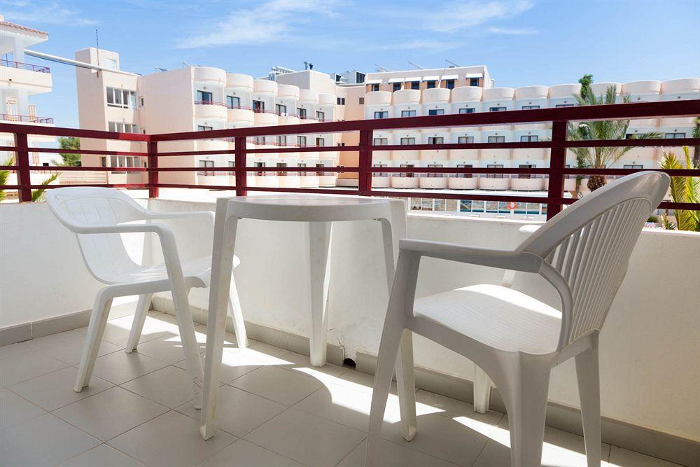 Coral Star Hotel Sant Antoni de Portmany Exterior foto
