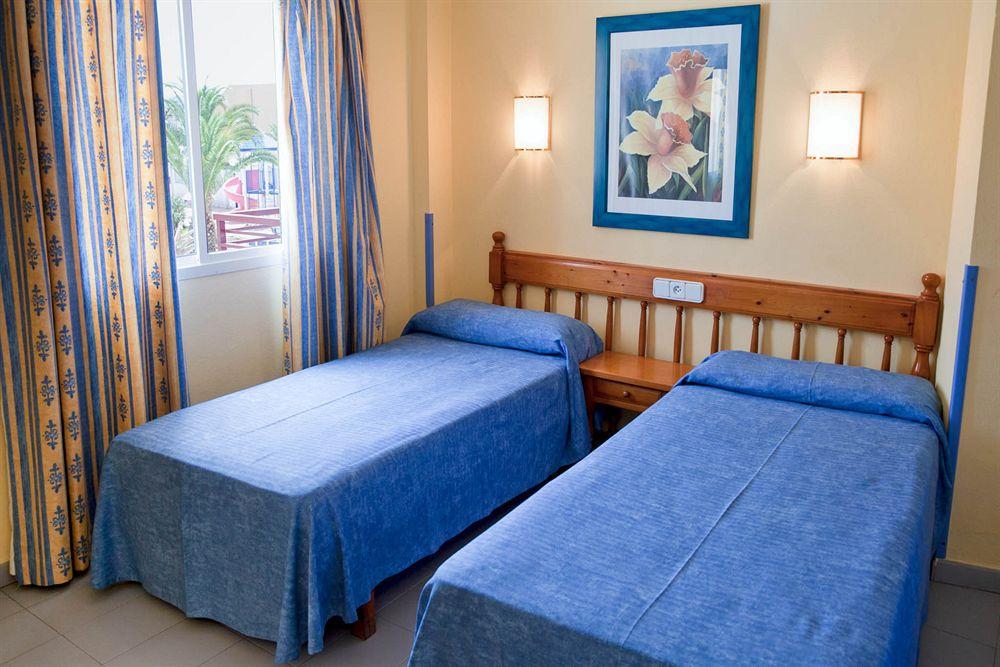 Coral Star Hotel Sant Antoni de Portmany Exterior foto