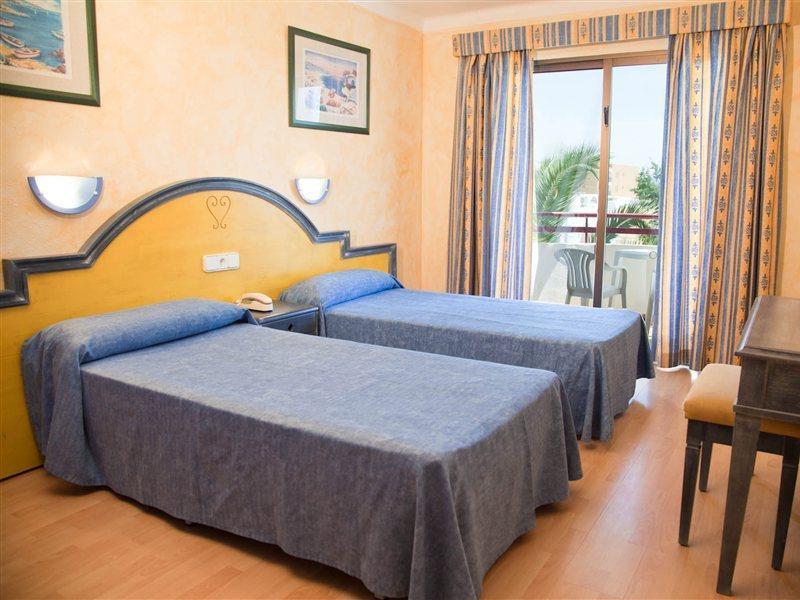Coral Star Hotel Sant Antoni de Portmany Exterior foto